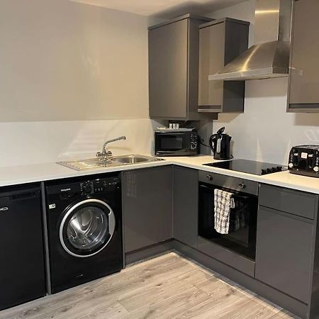 Hosted By Ryan - 2 Bedroom Apartment Liverpool Ngoại thất bức ảnh
